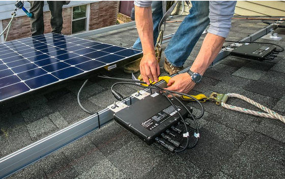 Жилой на сети солнечный микроинвертор 400w 500w 600w FTBM400